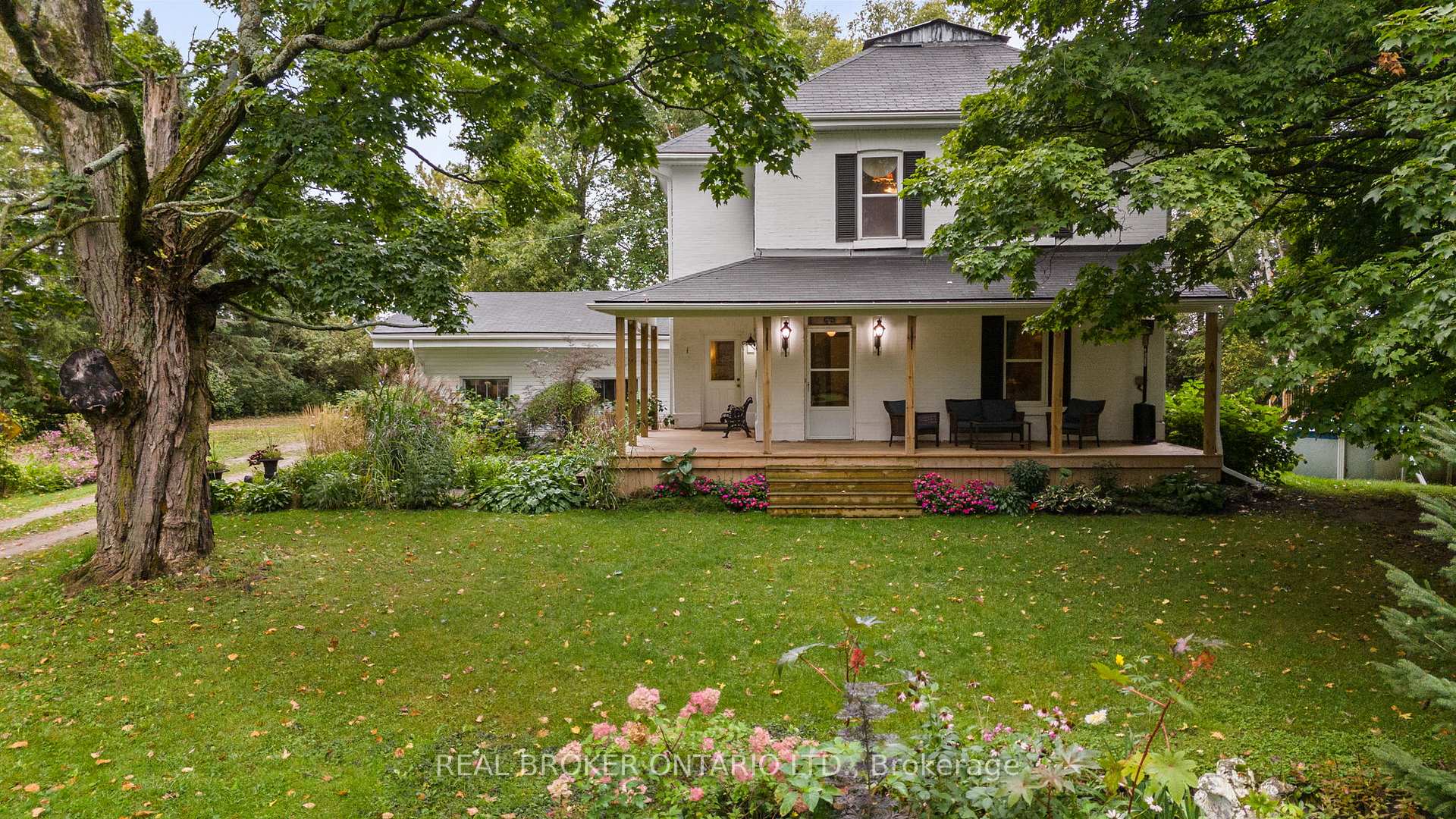 Photo 1 of 2378 Old Second Road N, Springwater, Rural Springwater — HOMEH