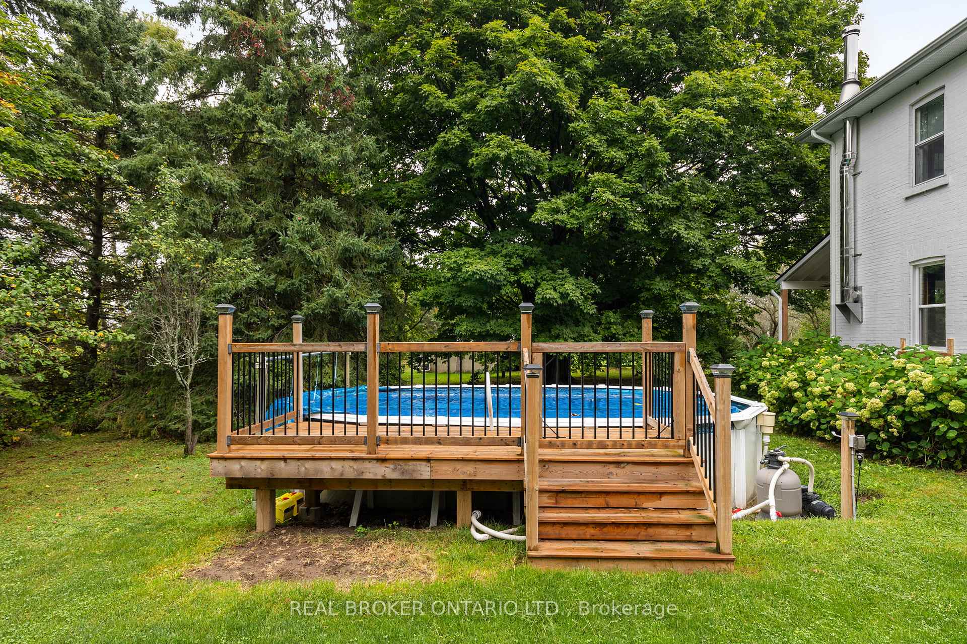Photo 38 of 2378 Old Second Road N, Springwater, Rural Springwater — HOMEH