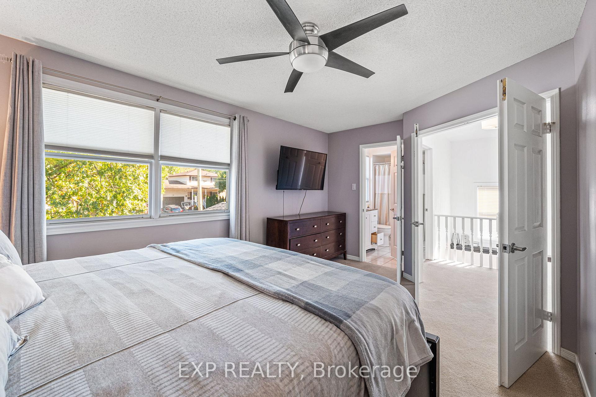 Photo 24 of 30 Rosewell Street, Hamilton, Randall — HOMEH