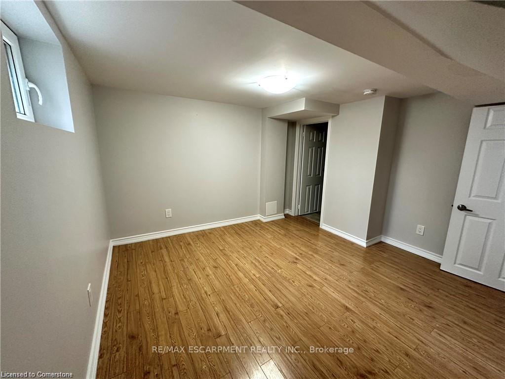 Photo 6 of Unit LOWER, 271 West 2nd Street, Hamilton, Bonnington — HOMEH