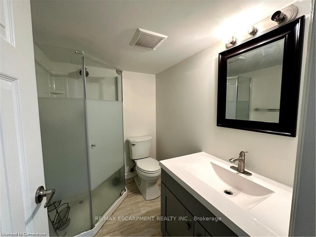 Photo 8 of Unit LOWER, 271 West 2nd Street, Hamilton, Bonnington — HOMEH