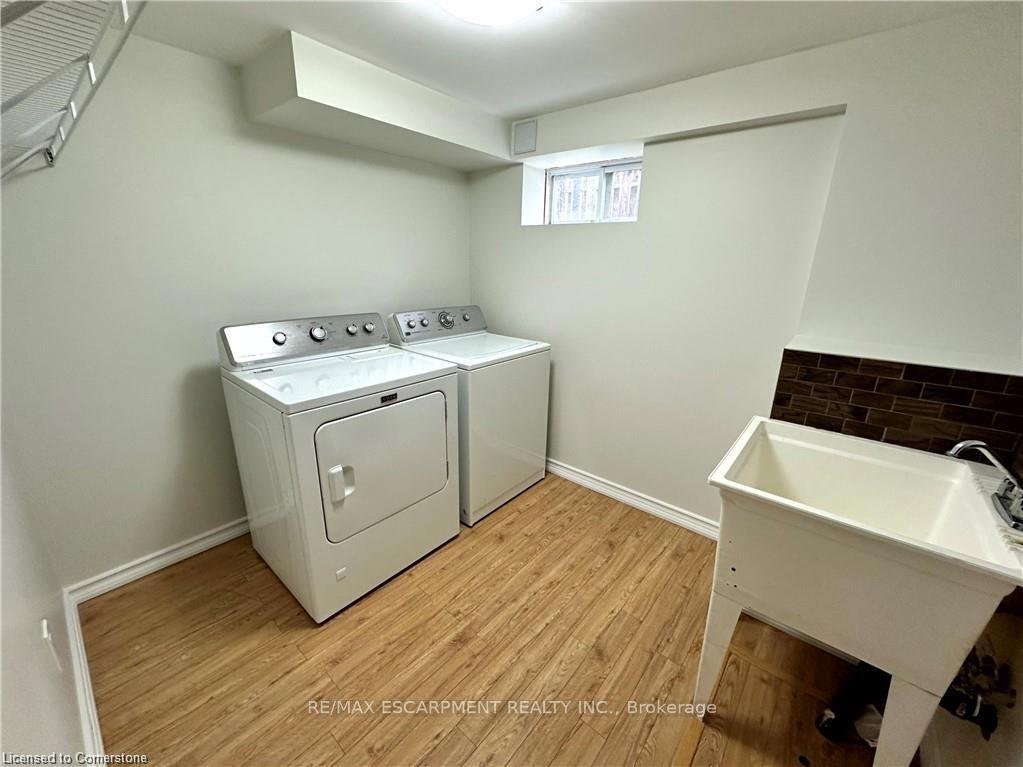 Photo 10 of Unit LOWER, 271 West 2nd Street, Hamilton, Bonnington — HOMEH