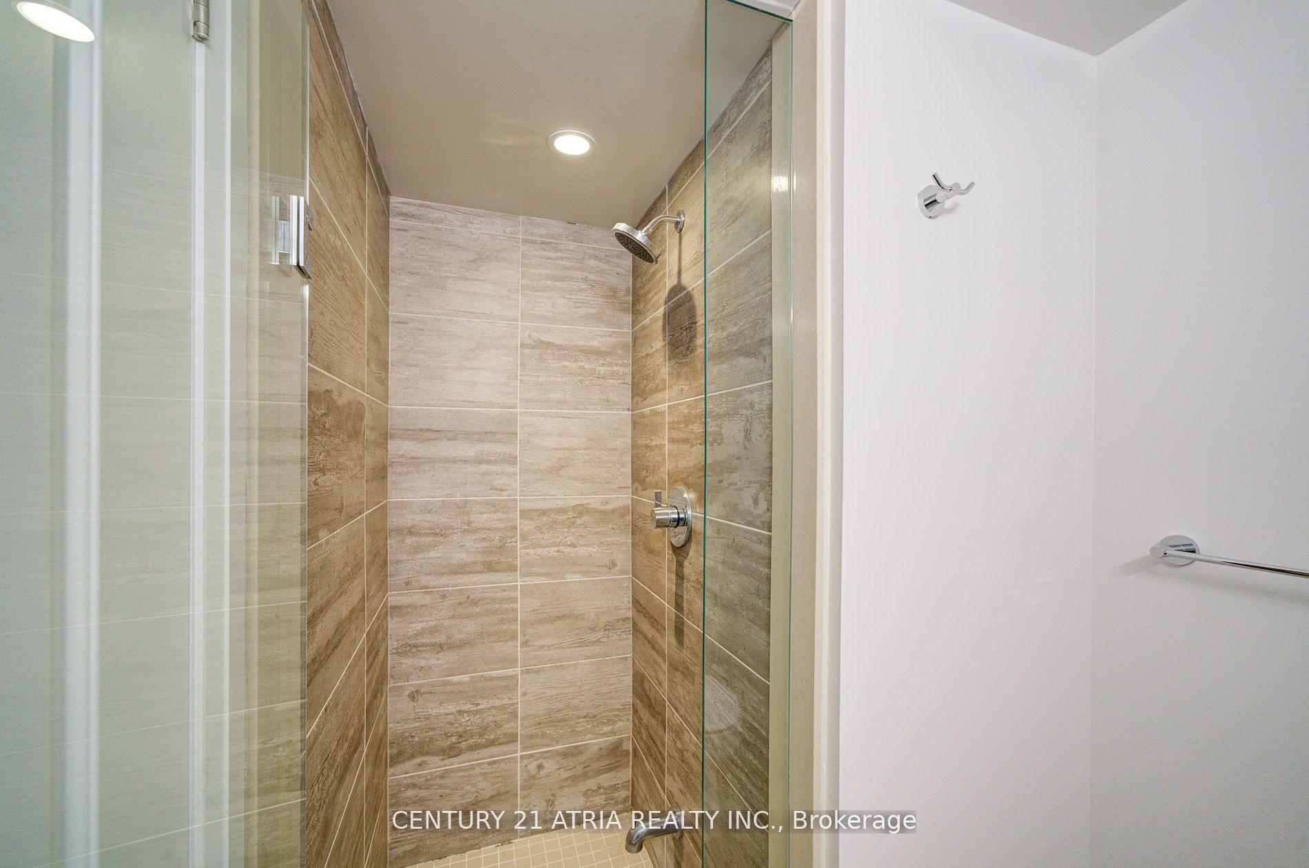 Photo 18 of 25 Village Parkway, Markham, Unionville — HOMEH