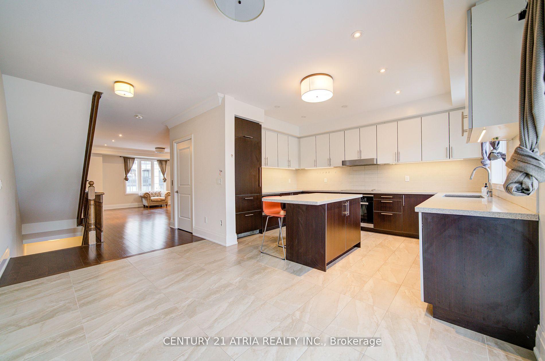Photo 22 of 25 Village Parkway, Markham, Unionville — HOMEH