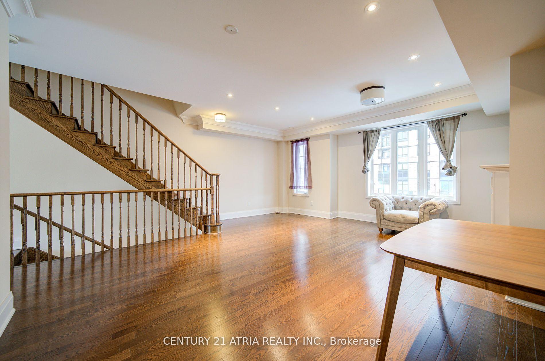Photo 25 of 25 Village Parkway, Markham, Unionville — HOMEH