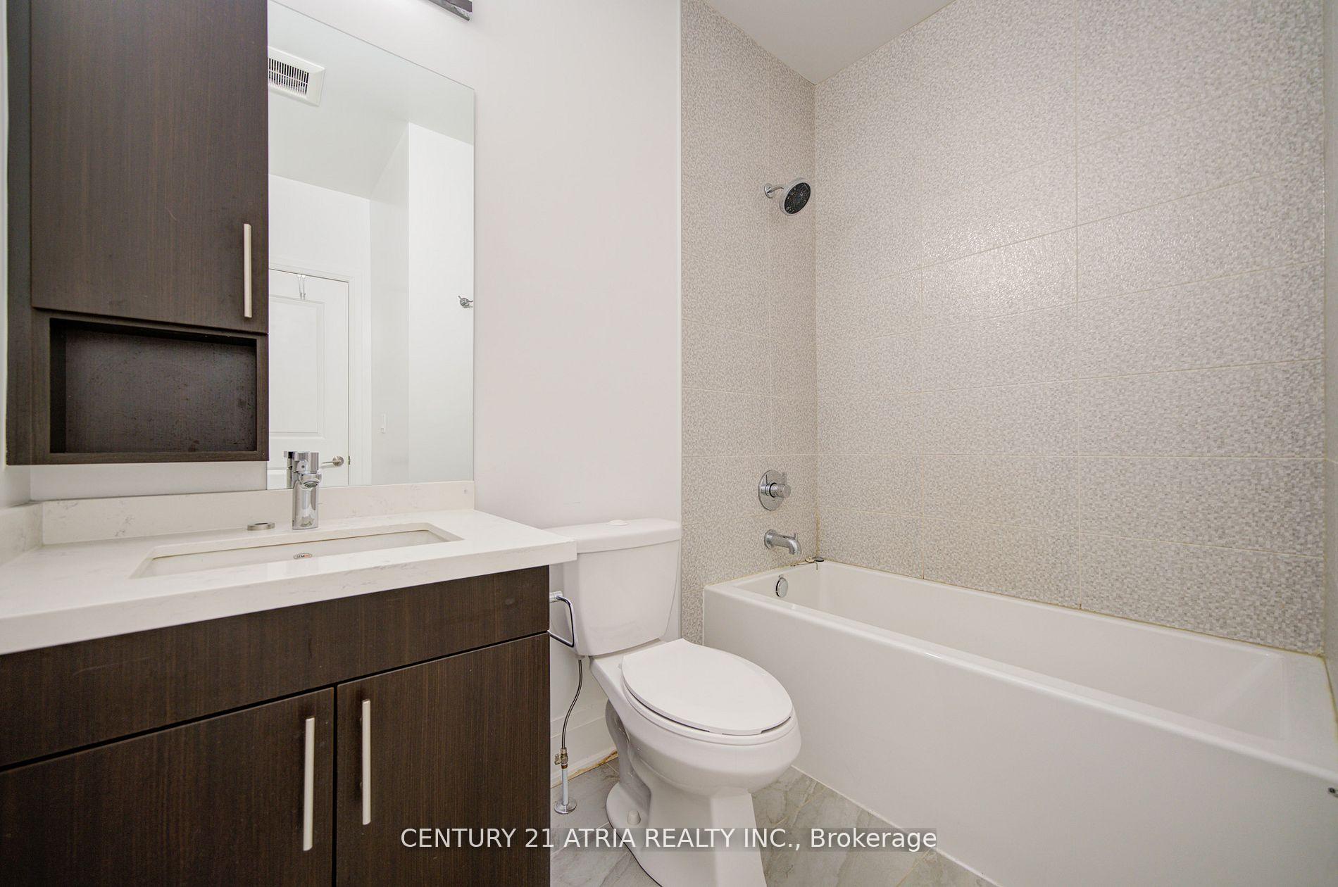 Photo 35 of 25 Village Parkway, Markham, Unionville — HOMEH