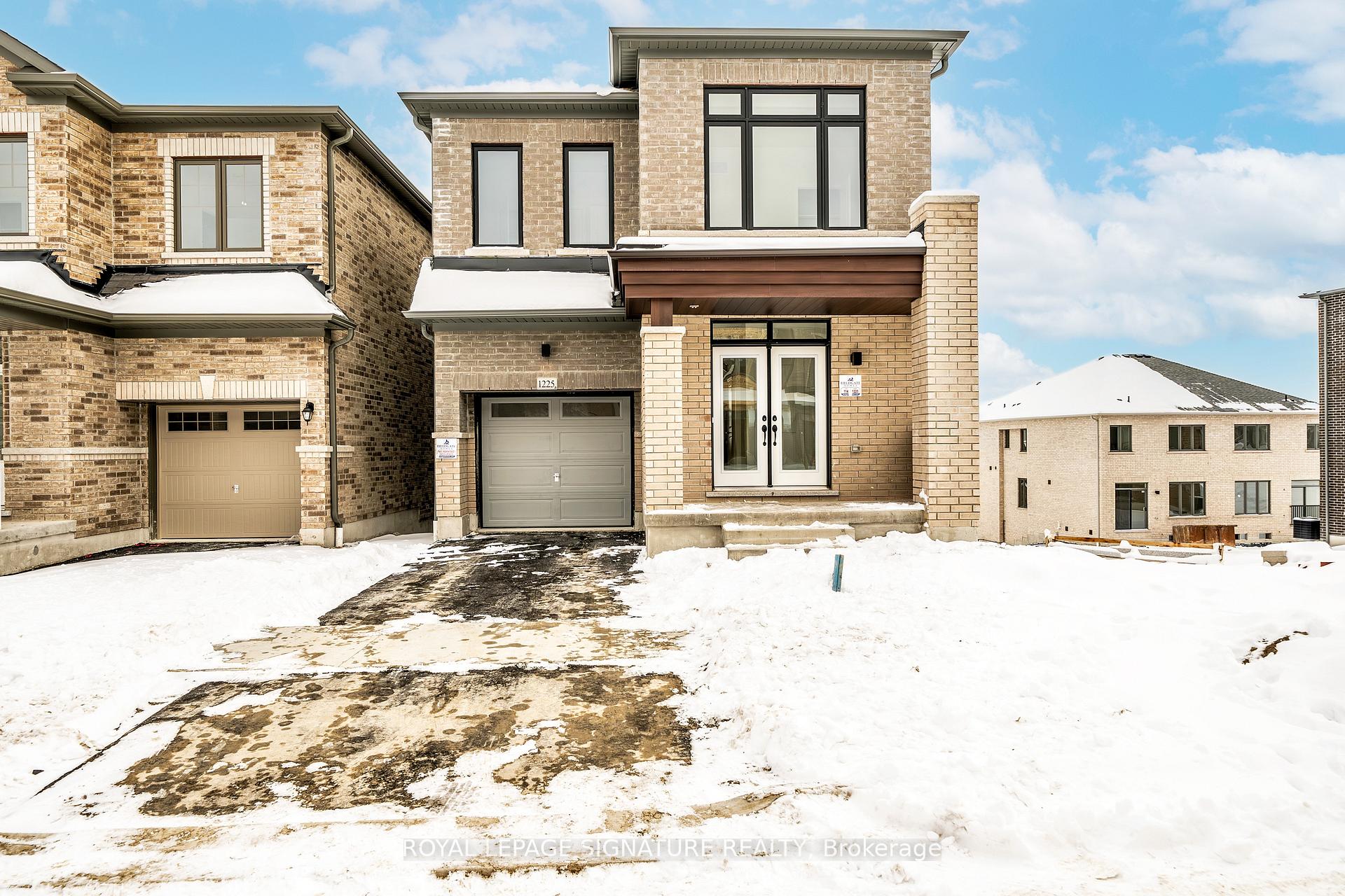 Photo 1 of 1225 Talisman Manor, Pickering, Rural Pickering — HOMEH