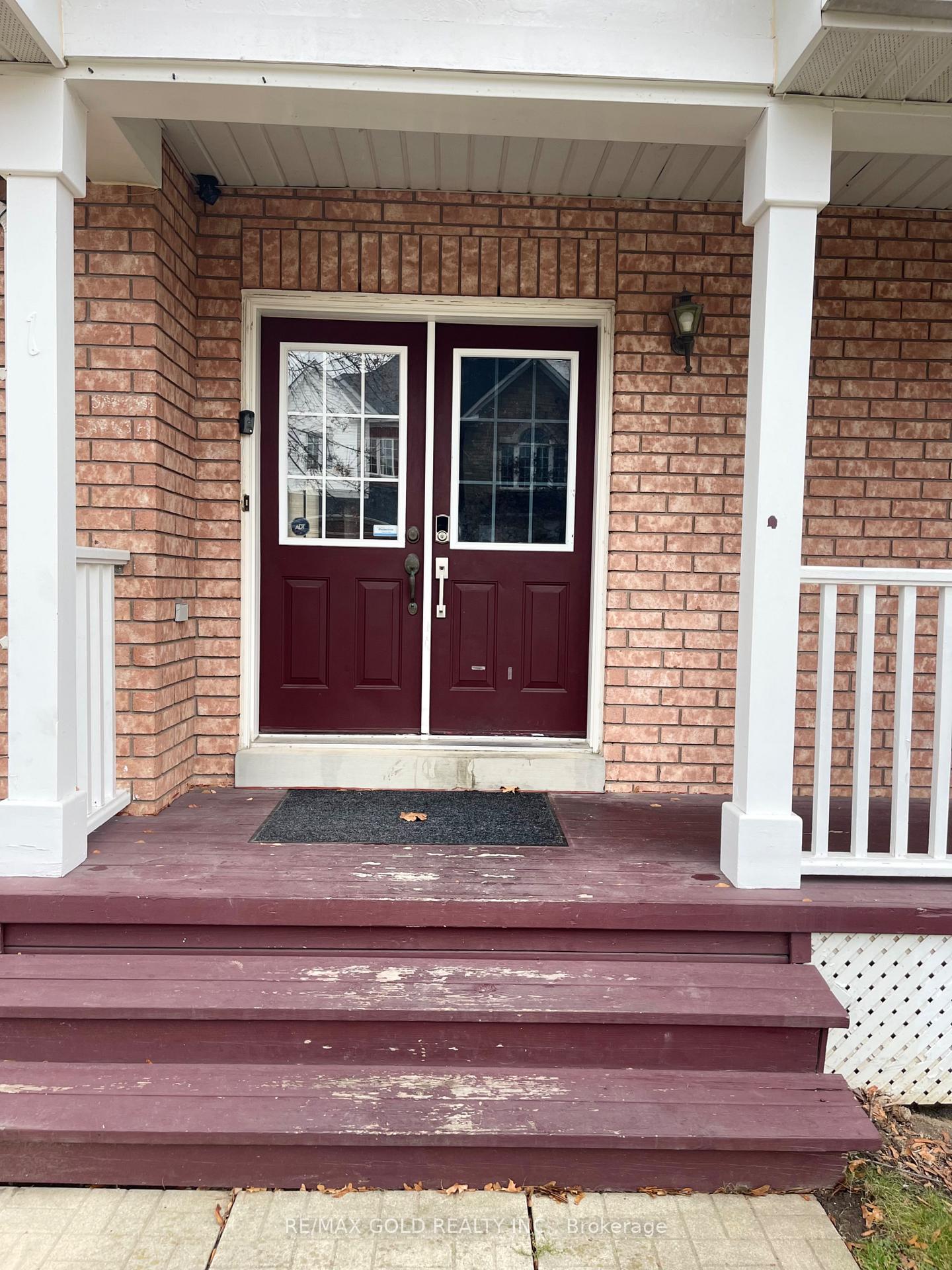 Photo 3 of 1 Rushbrook Drive, Brampton, Vales of Castlemore — HOMEH