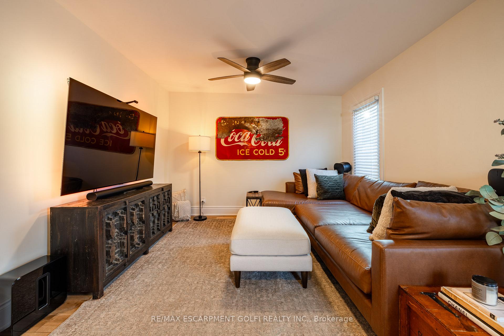 Photo 15 of 182 Huxley Avenue S, Hamilton, Delta — HOMEH