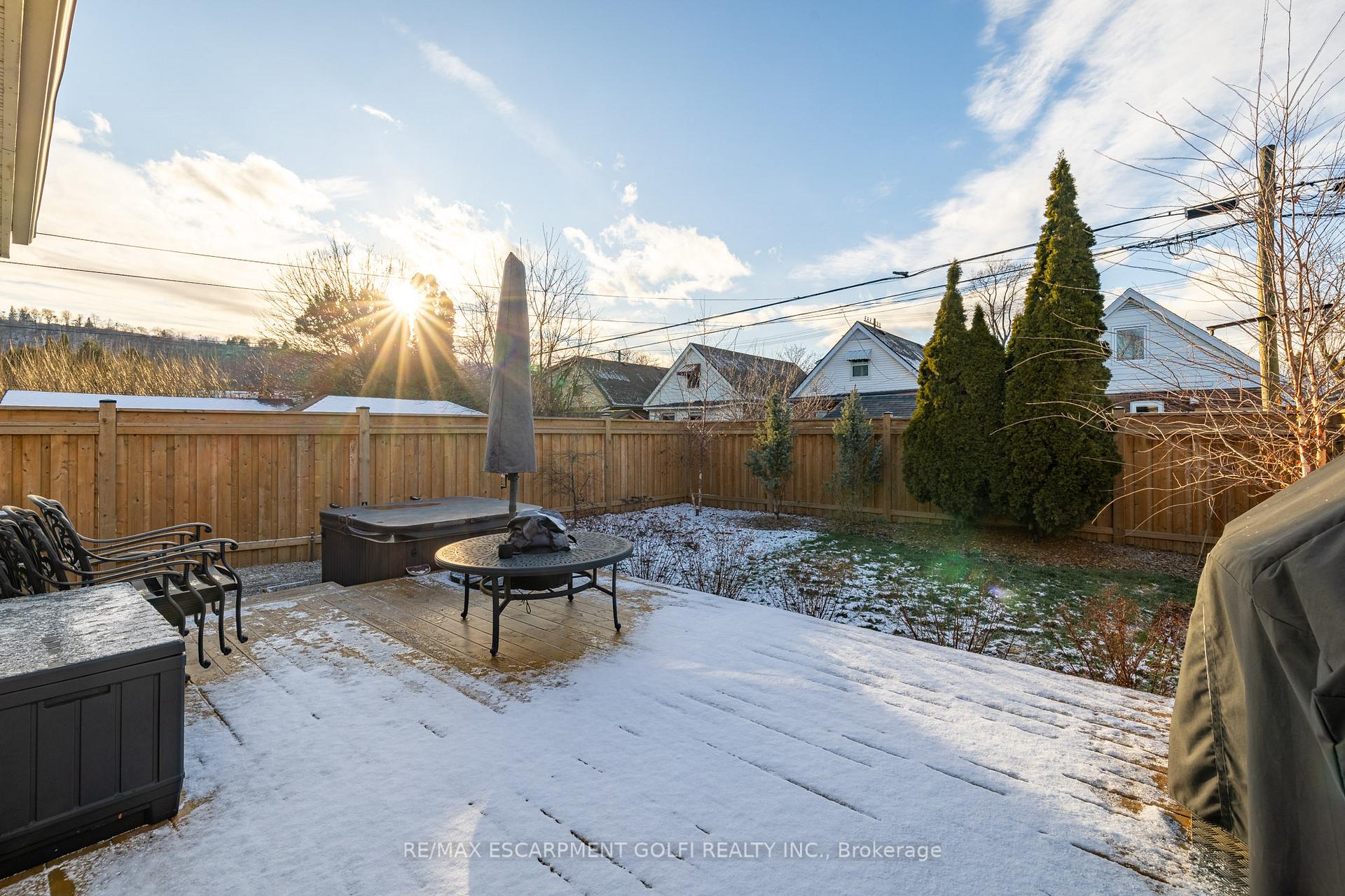 Photo 21 of 182 Huxley Avenue S, Hamilton, Delta — HOMEH