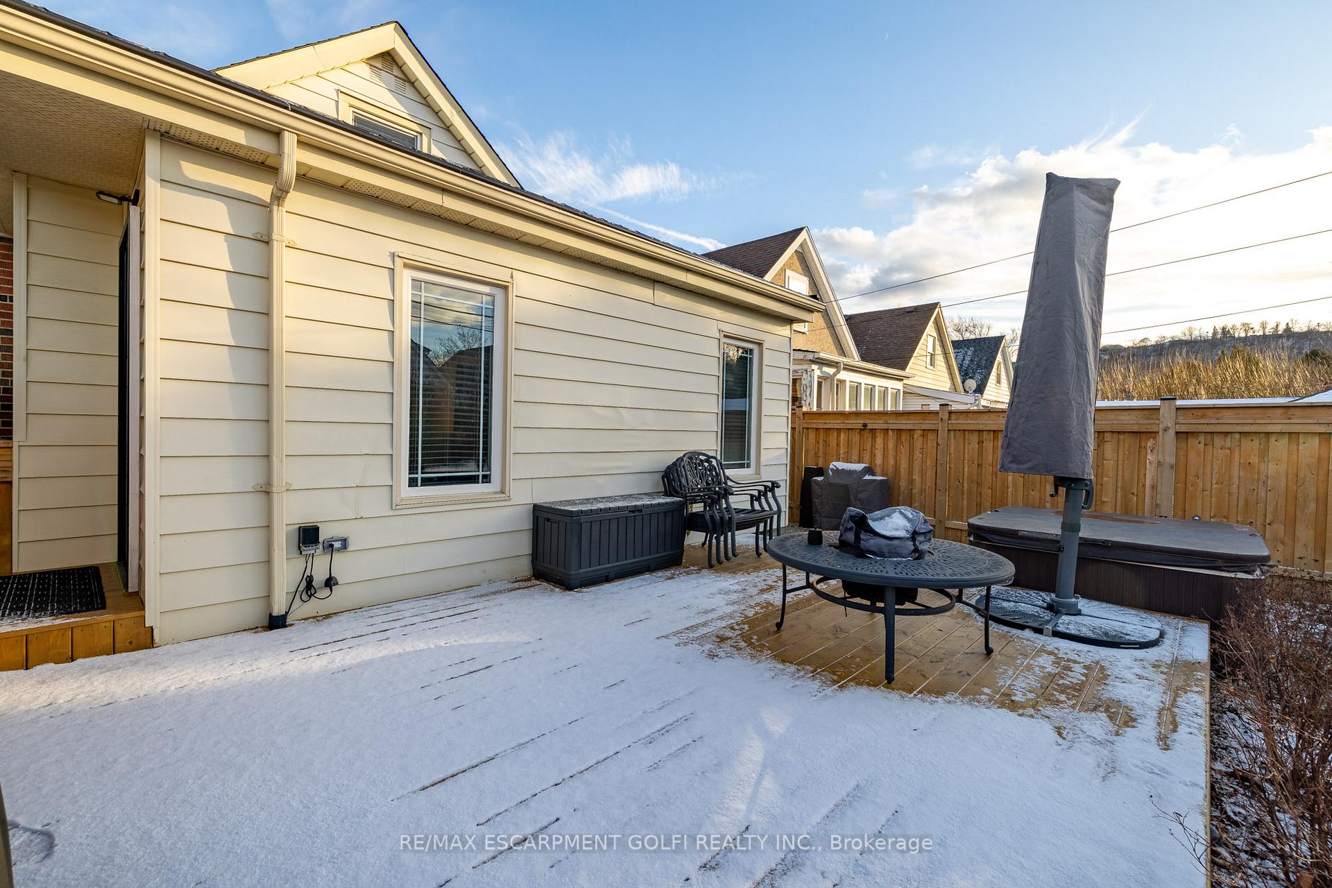 Photo 22 of 182 Huxley Avenue S, Hamilton, Delta — HOMEH