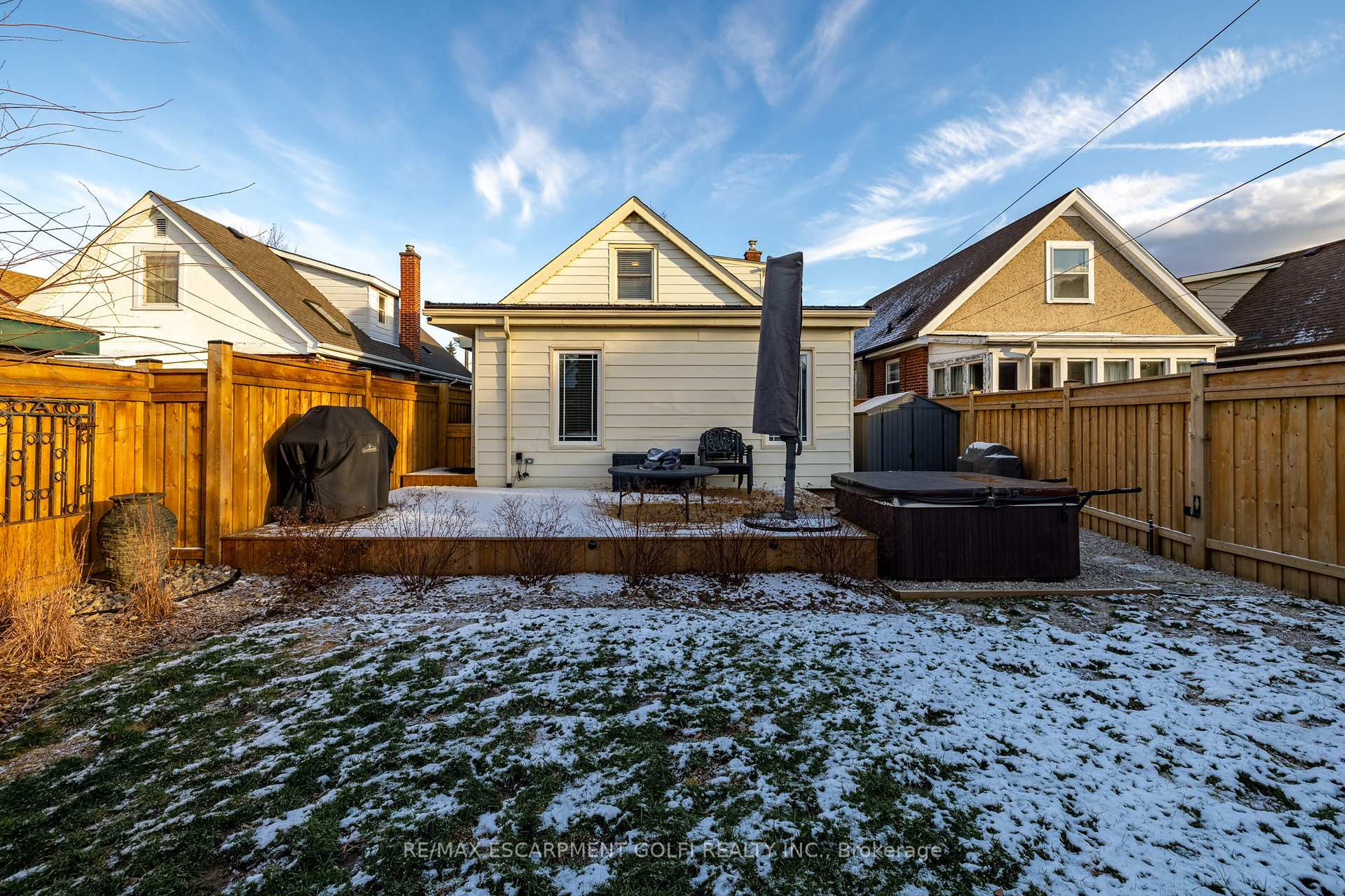 Photo 23 of 182 Huxley Avenue S, Hamilton, Delta — HOMEH