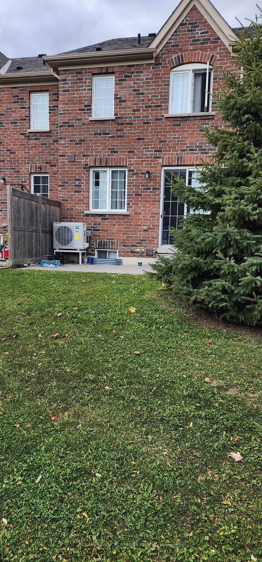 Photo 10 of 86 Utopia Way, Brampton, Bram East — HOMEH