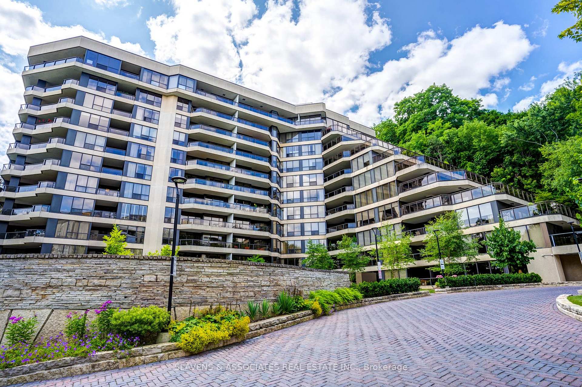 Photo 1 of Unit 912, 3900 Yonge Street, Toronto, Bedford Park-Nortown — HOMEH