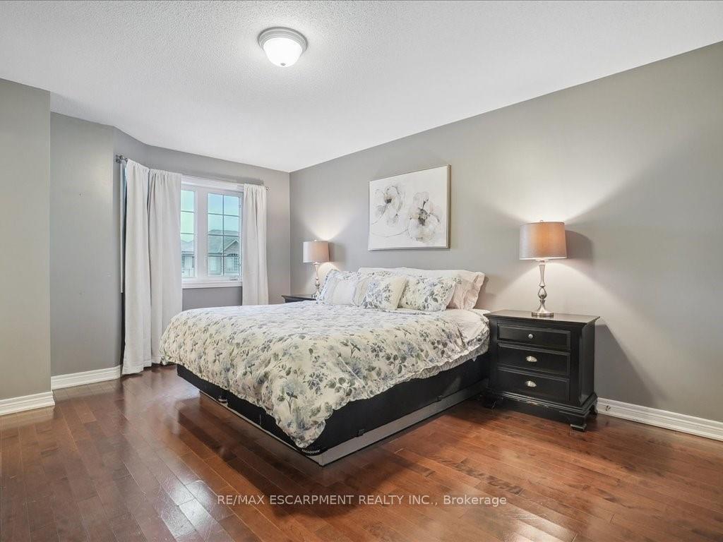 Photo 22 of 35 Bankfield Crescent, Hamilton, Stoney Creek Mountain — HOMEH