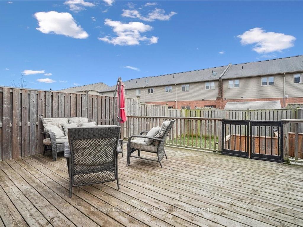 Photo 36 of 35 Bankfield Crescent, Hamilton, Stoney Creek Mountain — HOMEH
