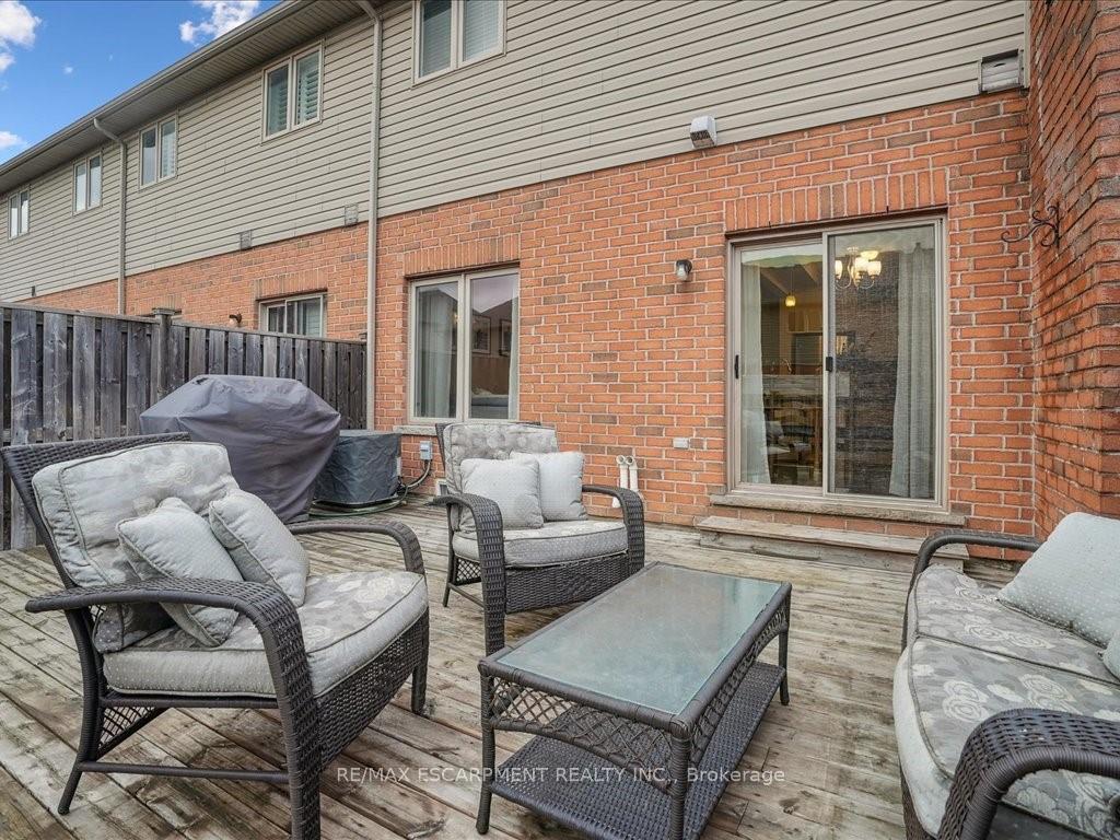 Photo 38 of 35 Bankfield Crescent, Hamilton, Stoney Creek Mountain — HOMEH