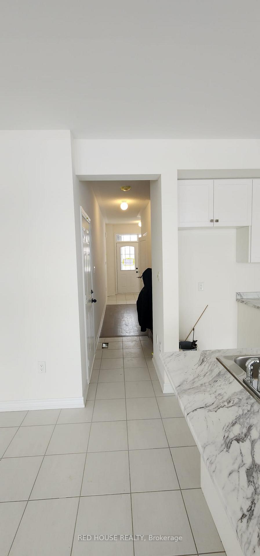 Photo 4 of 540 Red Elm Road, Shelburne — HOMEH