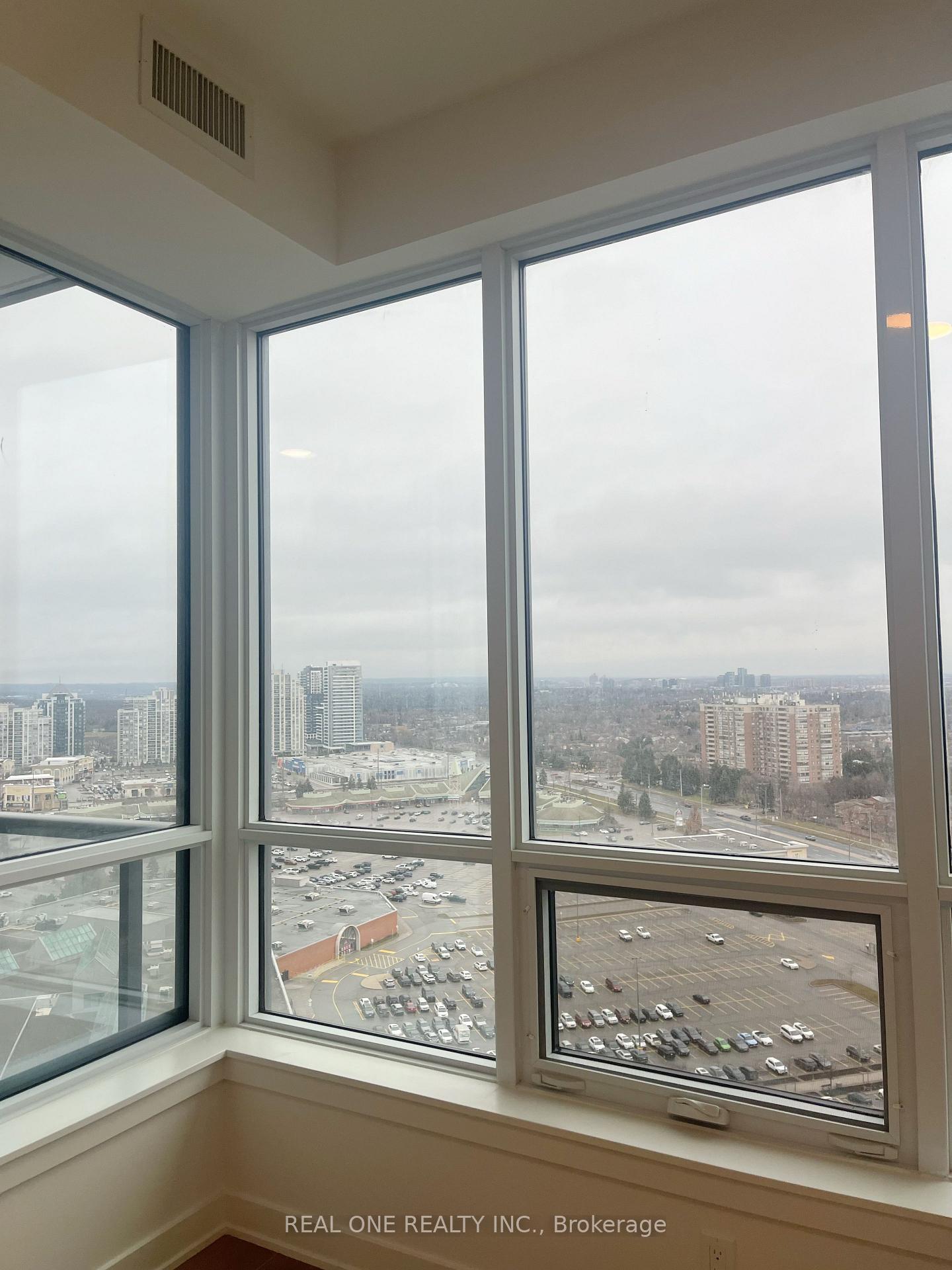 Photo 8 of Unit 2210, 50 Upper Mall Way, Vaughan, Brownridge — HOMEH