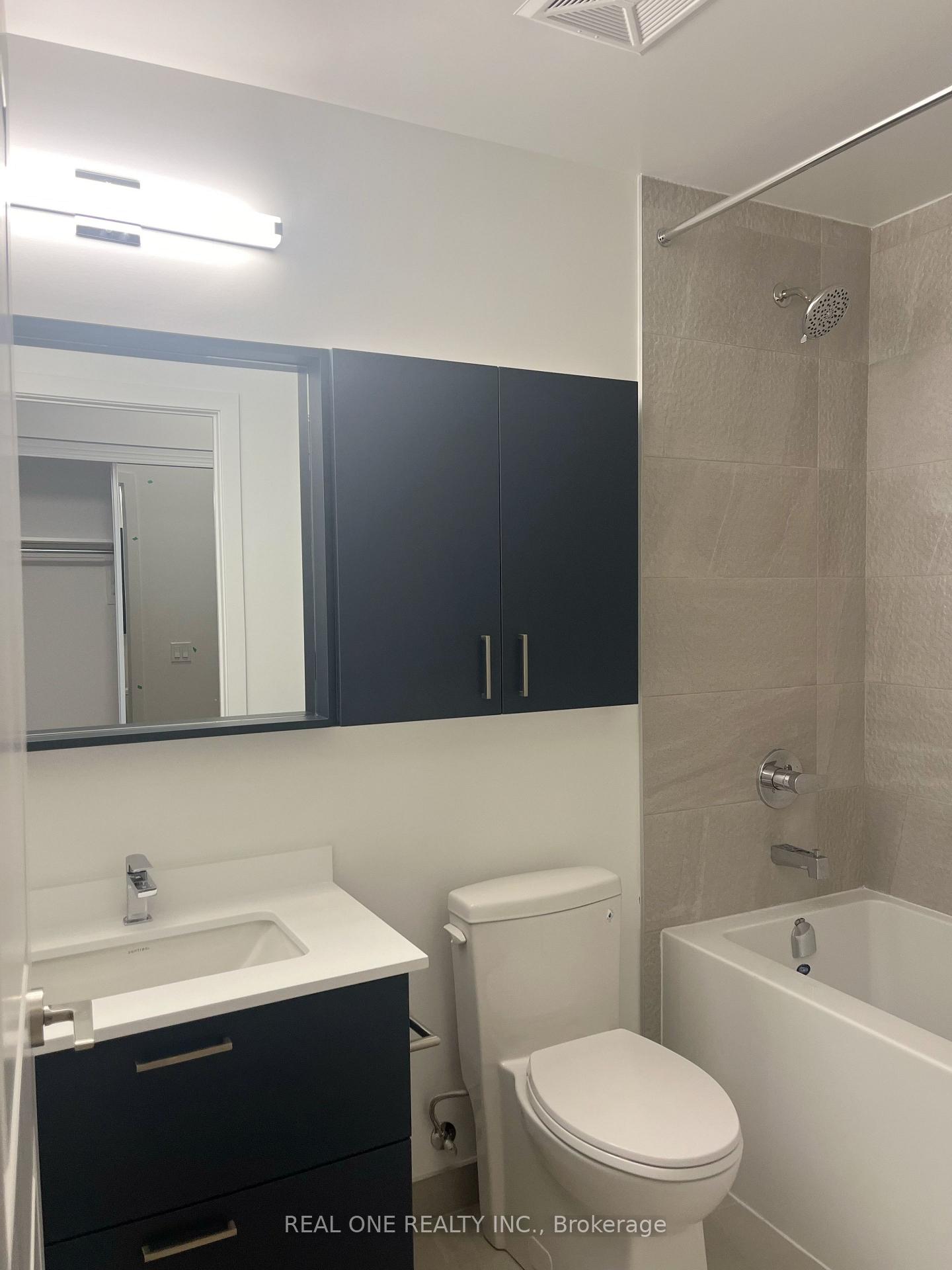 Photo 11 of Unit 2210, 50 Upper Mall Way, Vaughan, Brownridge — HOMEH