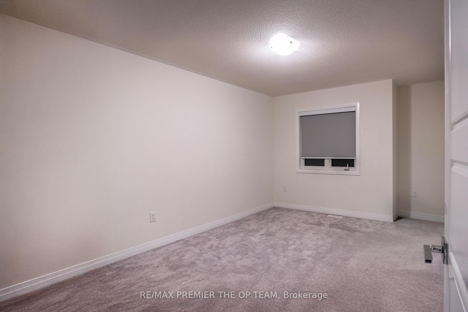 Photo 15 of 11 Herrick Drive, Brampton, Northwest Brampton — HOMEH