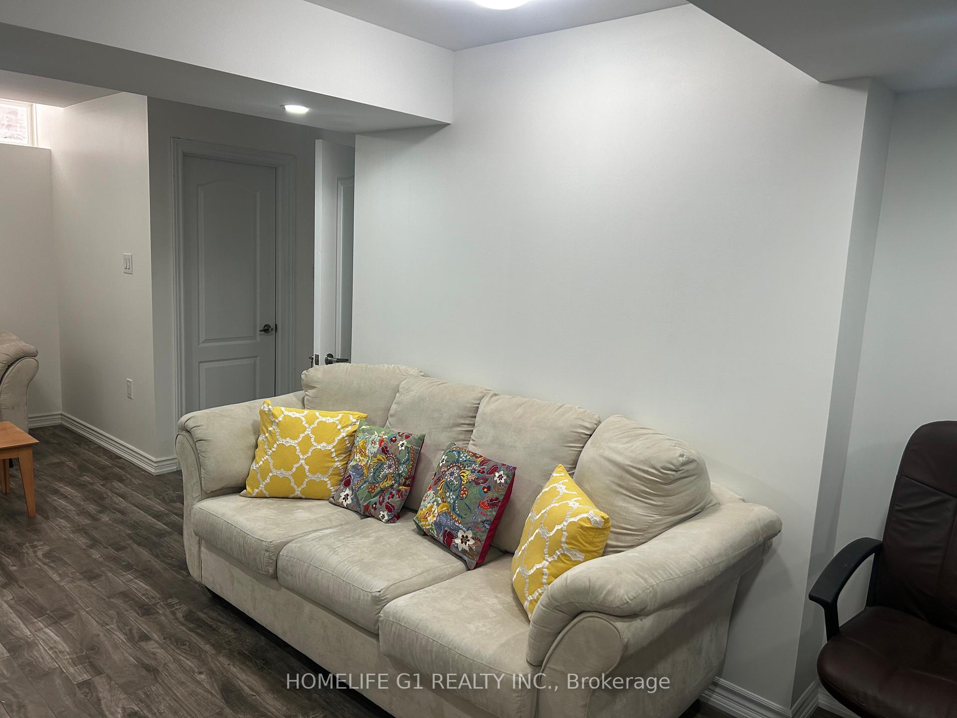 Photo 13 of 42 Riverhill Drive, Vaughan, Patterson — HOMEH