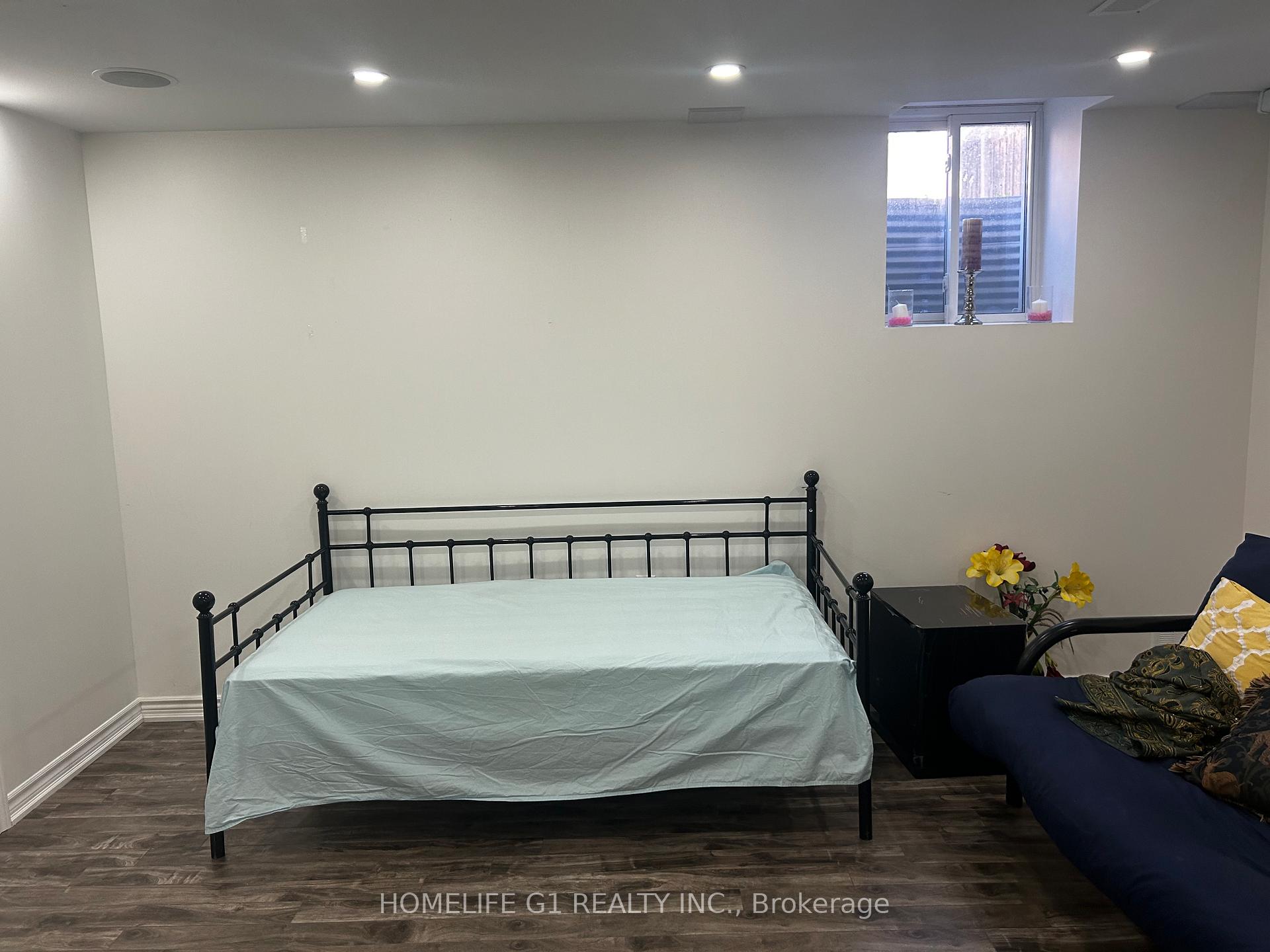 Photo 15 of 42 Riverhill Drive, Vaughan, Patterson — HOMEH