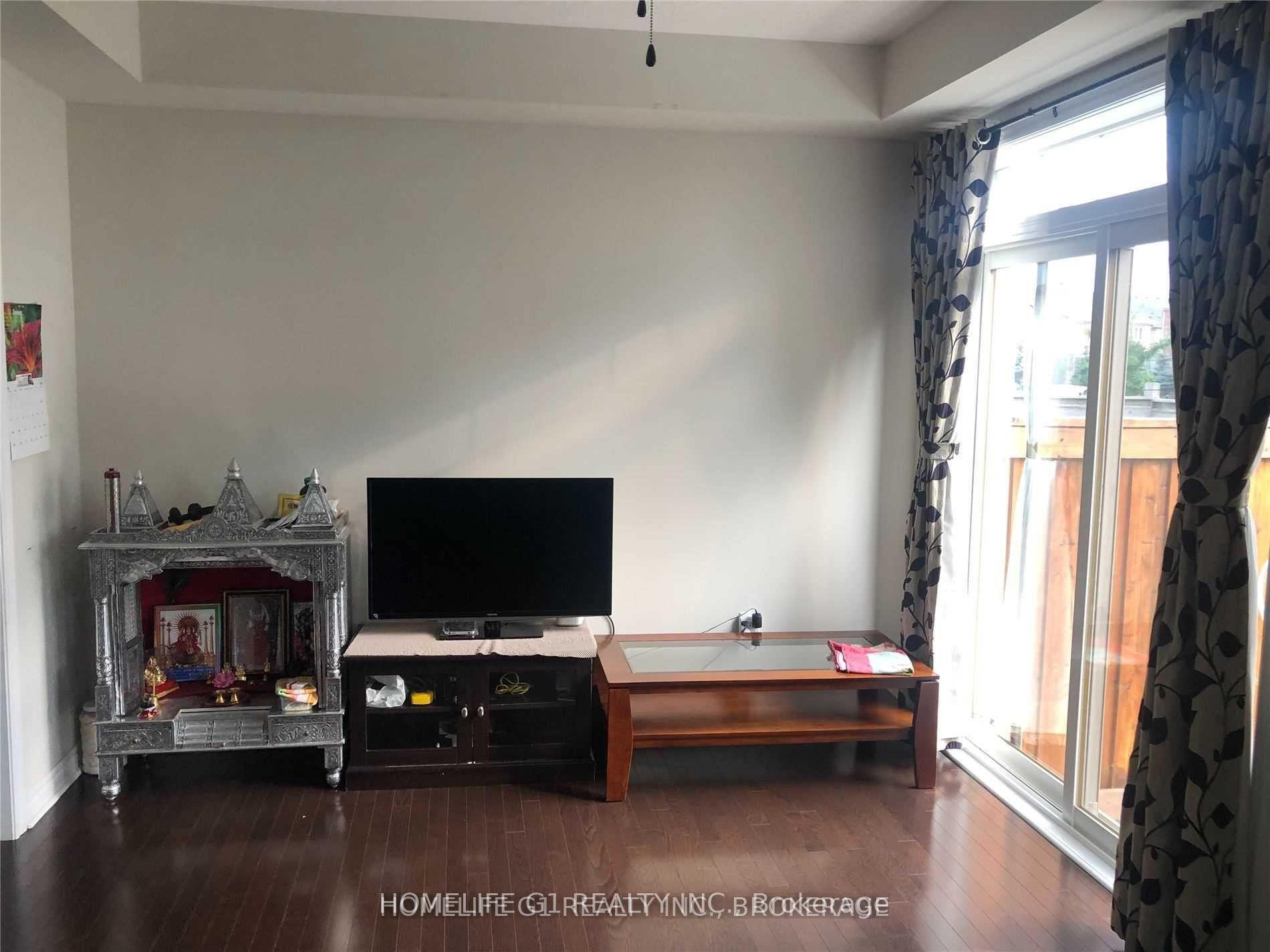 Photo 7 of 40 Bernadino Street, Brampton, Bram East — HOMEH