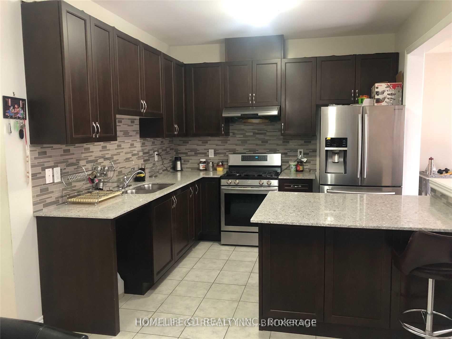 Photo 8 of 40 Bernadino Street, Brampton, Bram East — HOMEH