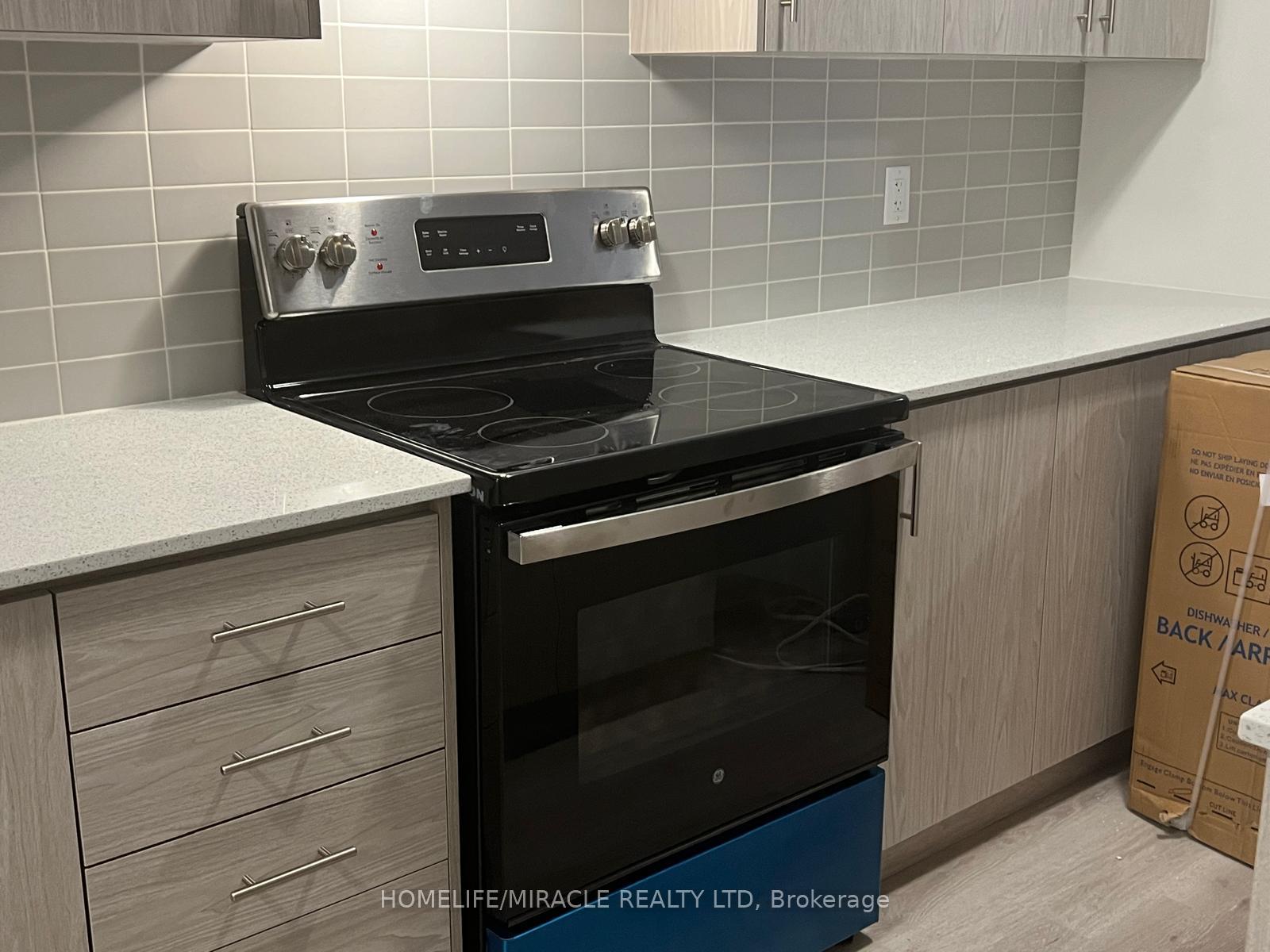 Photo 24 of 209 Lormont Boulevard, Hamilton, Stoney Creek Mountain — HOMEH
