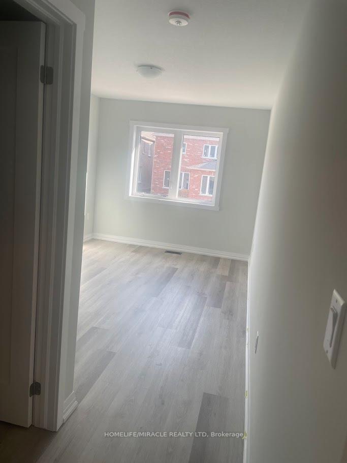 Photo 33 of 209 Lormont Boulevard, Hamilton, Stoney Creek Mountain — HOMEH