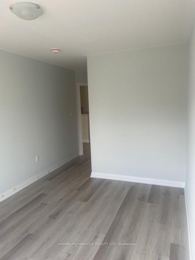 Photo 34 of 209 Lormont Boulevard, Hamilton, Stoney Creek Mountain — HOMEH