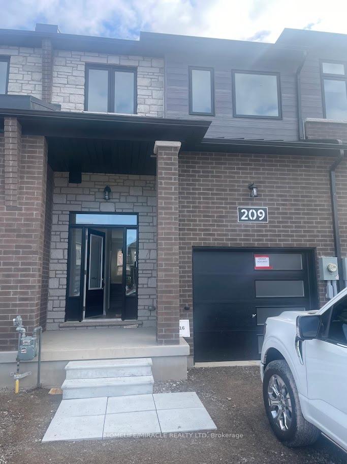 Photo 1 of 209 Lormont Boulevard, Hamilton, Stoney Creek Mountain — HOMEH