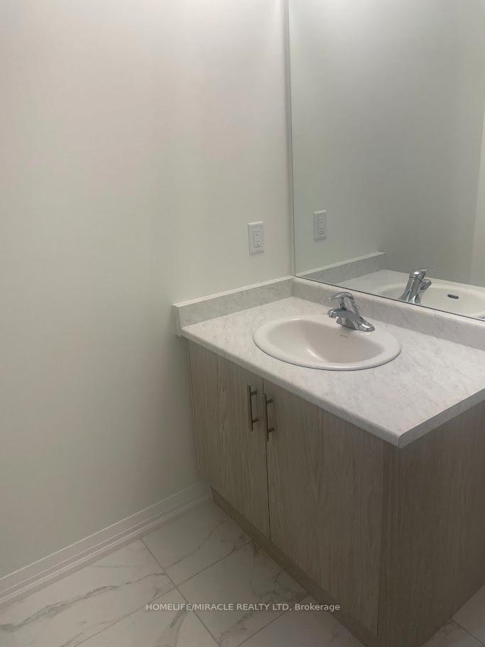 Photo 18 of 209 Lormont Boulevard, Hamilton, Stoney Creek Mountain — HOMEH