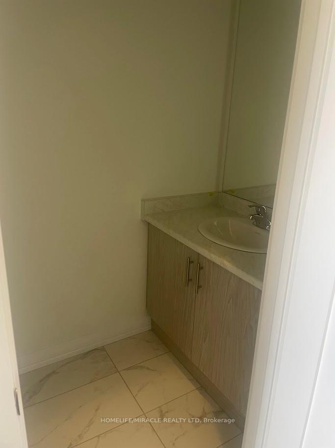 Photo 45 of 209 Lormont Boulevard, Hamilton, Stoney Creek Mountain — HOMEH