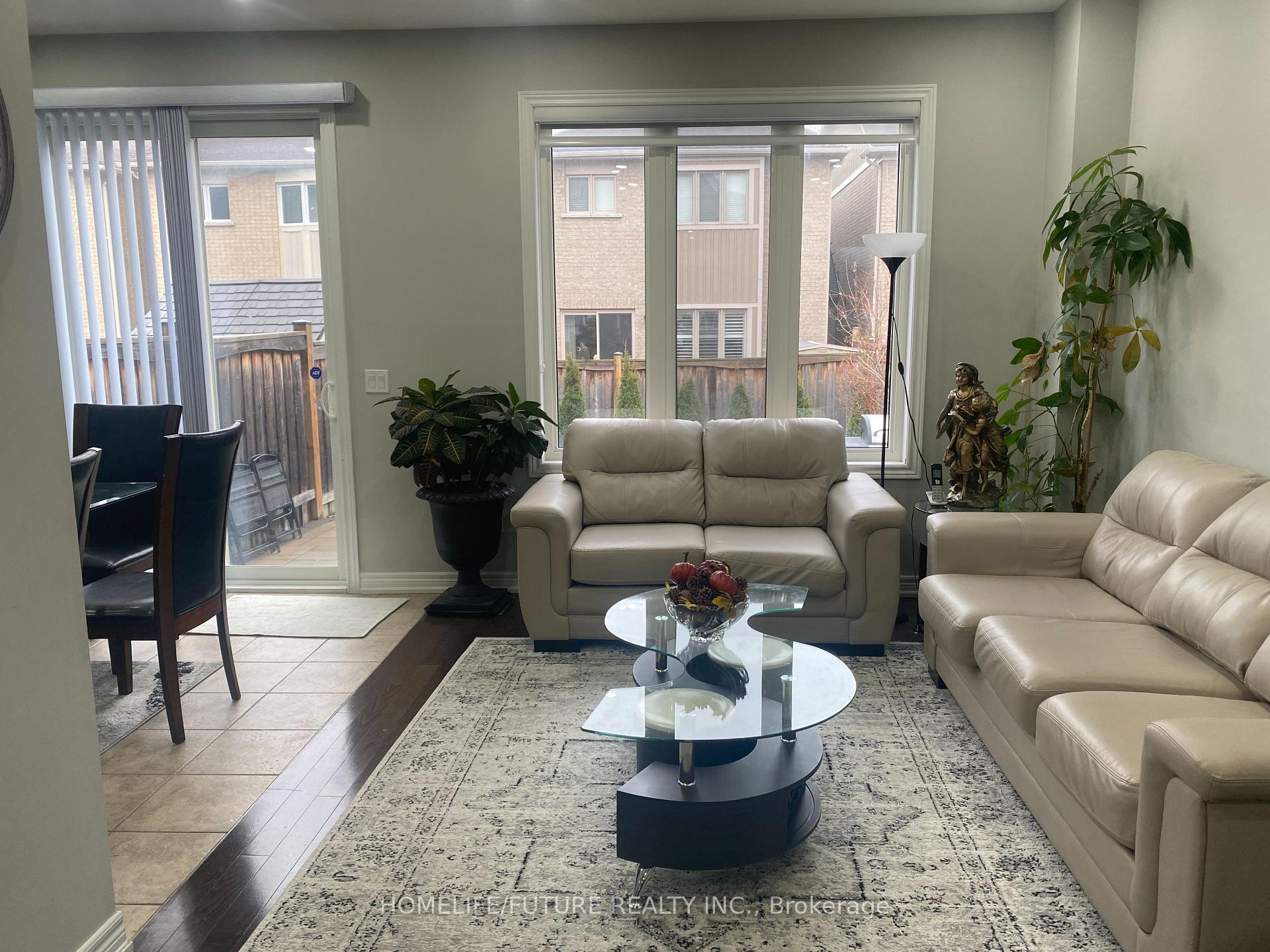 Photo 6 of 136 Memon Place, Markham, Wismer — HOMEH