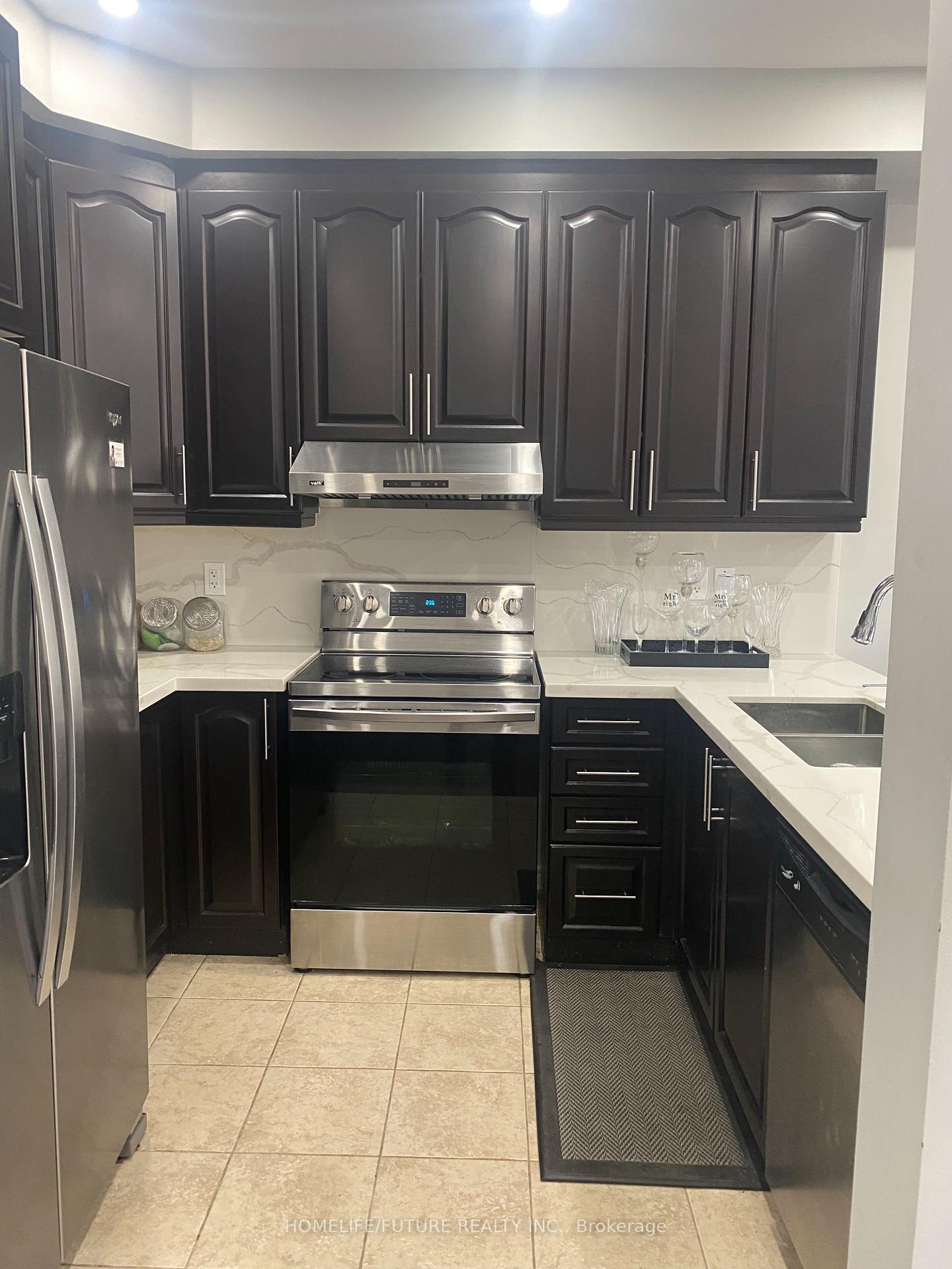 Photo 13 of 136 Memon Place, Markham, Wismer — HOMEH