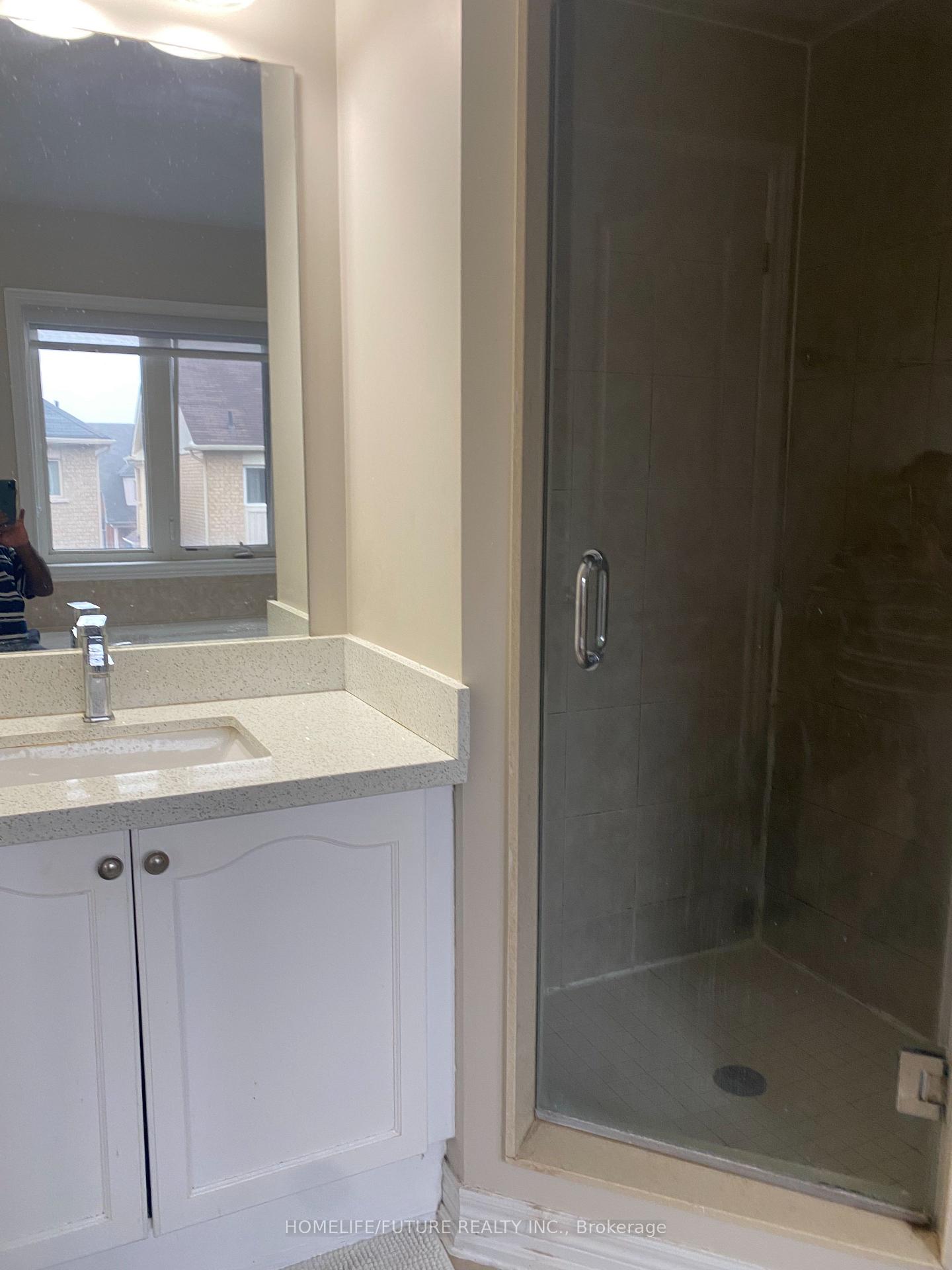 Photo 28 of 136 Memon Place, Markham, Wismer — HOMEH