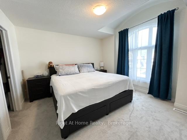 Photo 9 of 70 Genoa Drive, Hamilton, Jerome — HOMEH