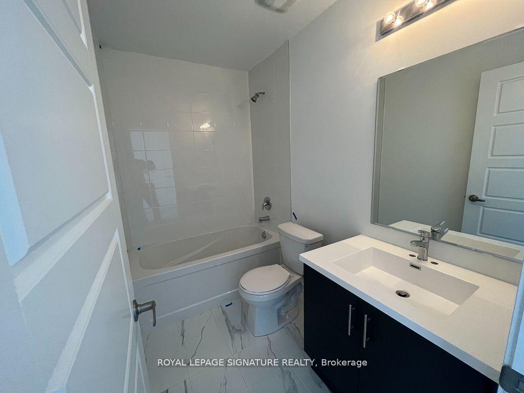 Photo 20 of 747 Stanstead Path, Oshawa, Samac — HOMEH
