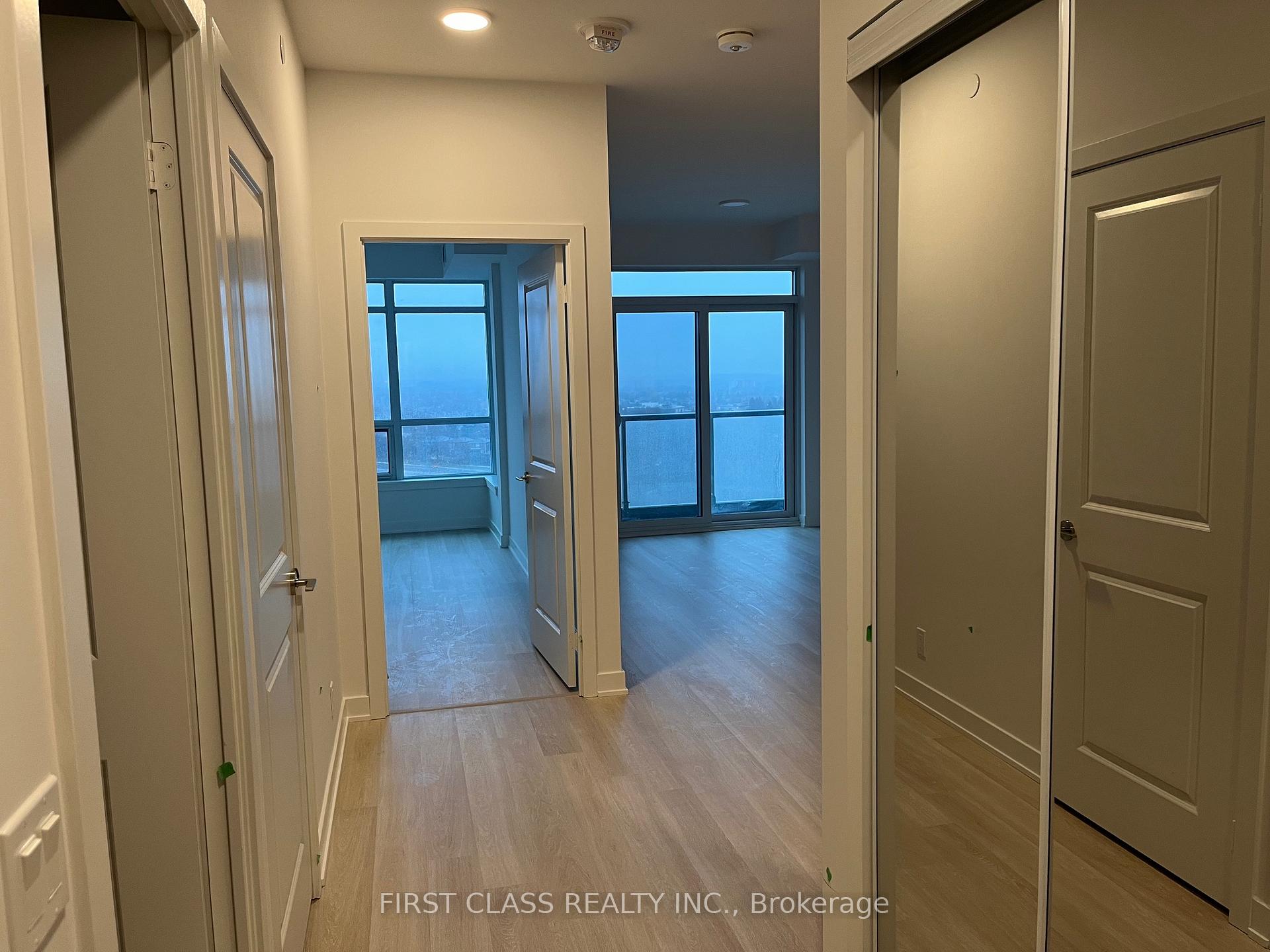 Photo 2 of Unit 1009, 50 Upper Mall Way, Vaughan, Brownridge — HOMEH