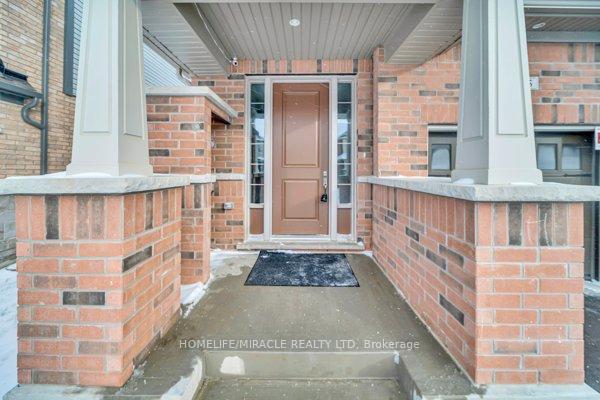 Photo 3 of 85 grassbourne Avenue, Kitchener — HOMEH