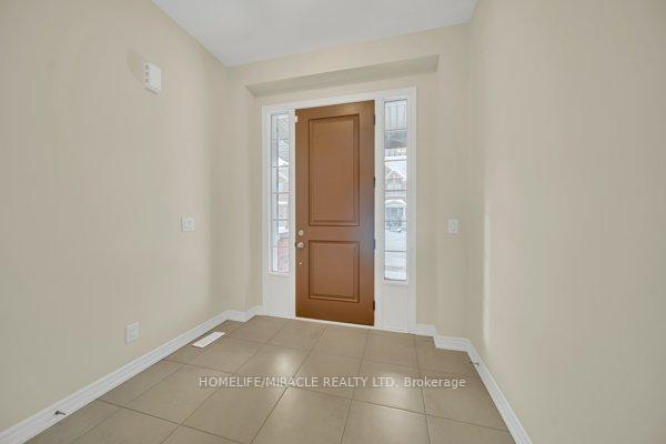 Photo 5 of 85 grassbourne Avenue, Kitchener — HOMEH