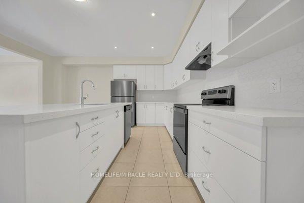 Photo 10 of 85 grassbourne Avenue, Kitchener — HOMEH
