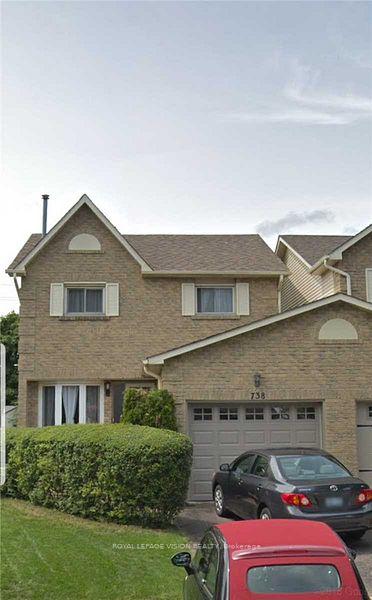 Photo 2 of Unit Lower, 738 Stonepath Circle, Pickering, Amberlea — HOMEH