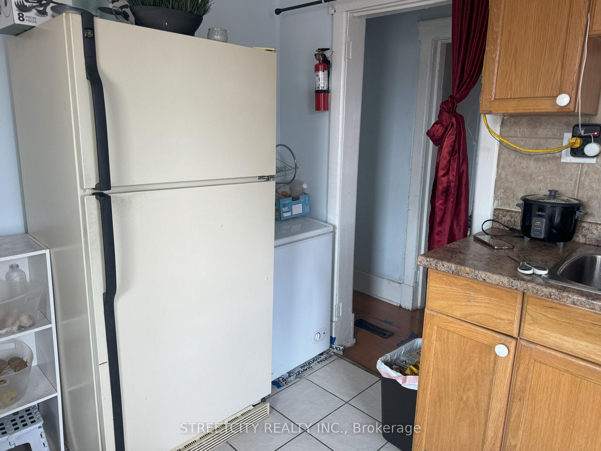 Photo 6 of 278 Rankin Avenue, Windsor — HOMEH