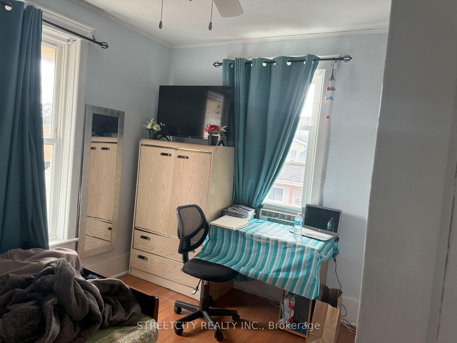 Photo 12 of 278 Rankin Avenue, Windsor — HOMEH