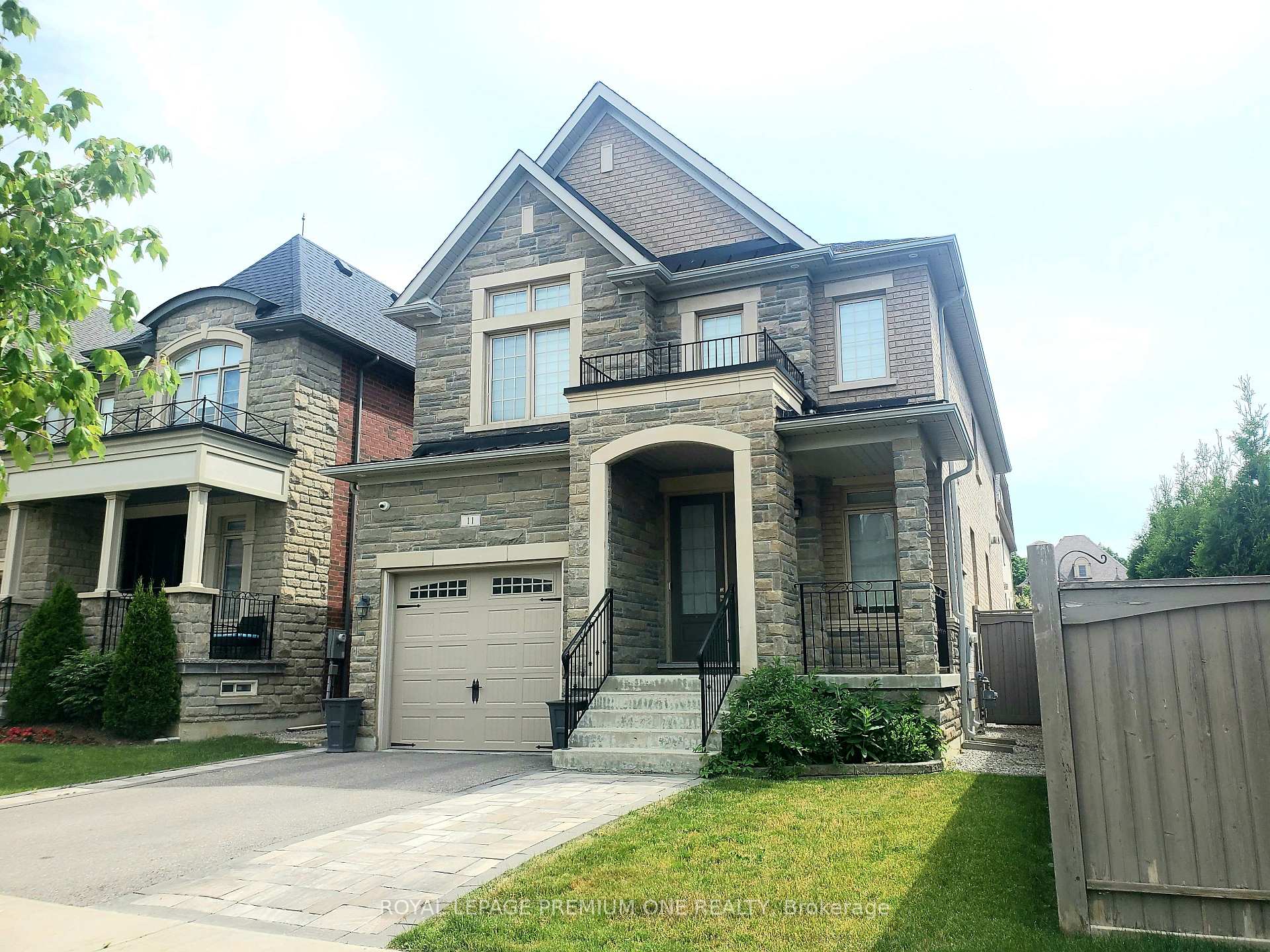 Photo 1 of 11 Rivoli Drive, Vaughan, Vellore Village — HOMEH