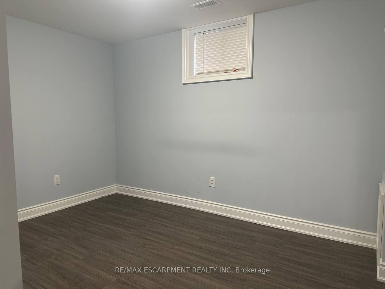 Photo 10 of Unit Lower, 883 Upper Sherman Avenue, Hamilton, Thorner — HOMEH