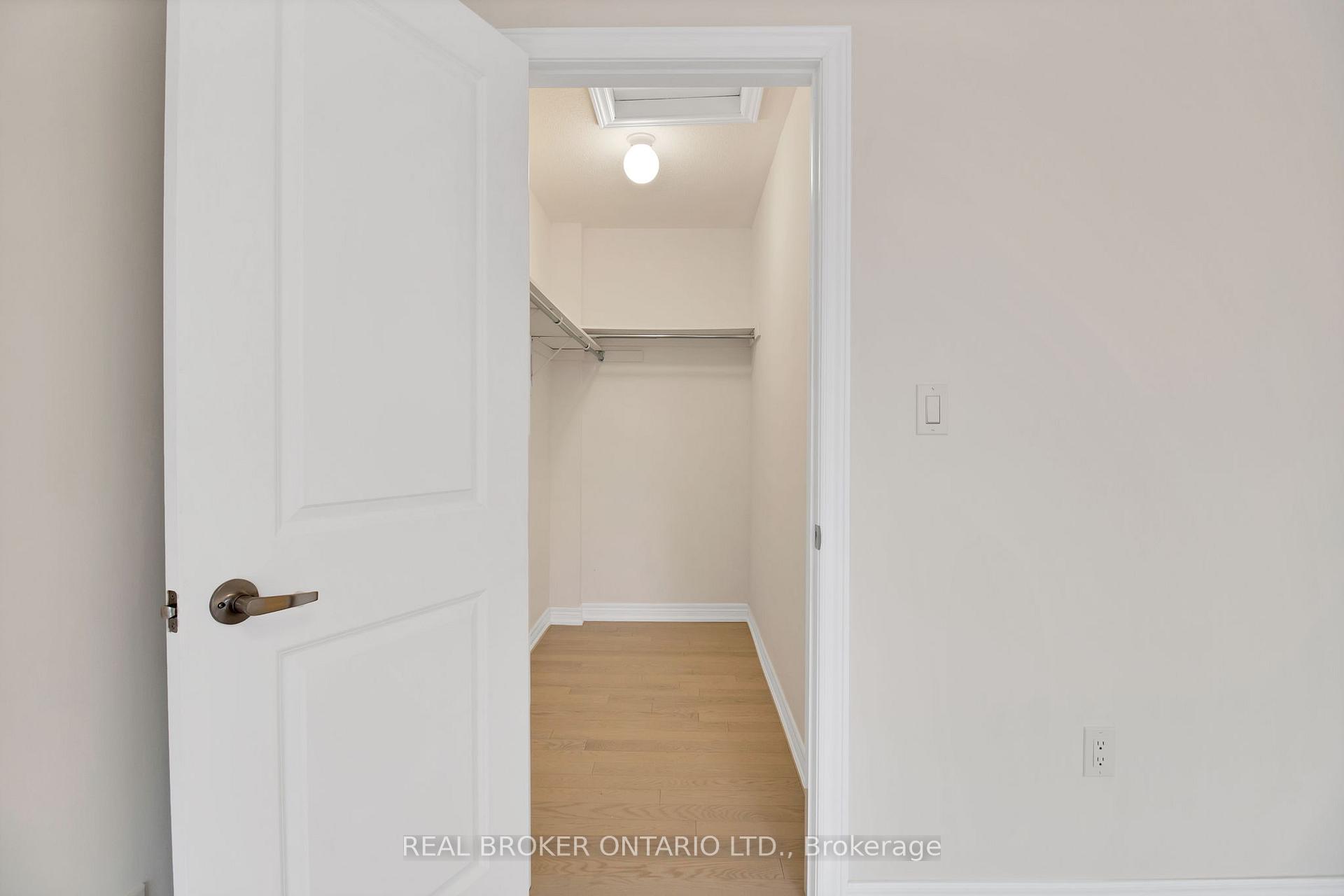 Photo 43 of 7 Steamboat Way, Whitby, Port Whitby — HOMEH